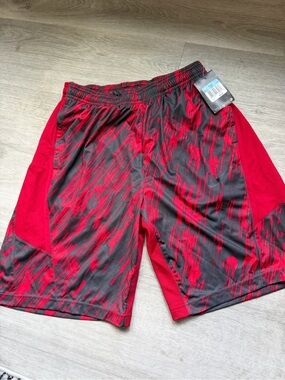 NWT Men's Dri Fit Performance Athletic Shorts 613782 687 Red/Black